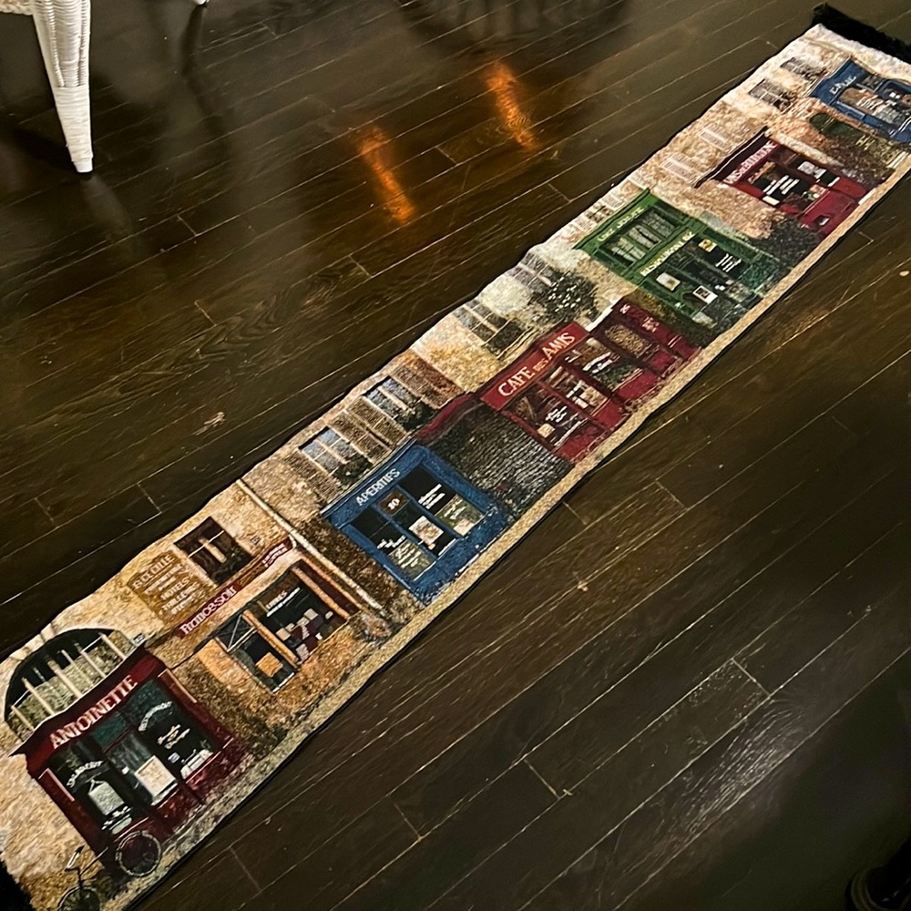 French Boutiques Table Runner